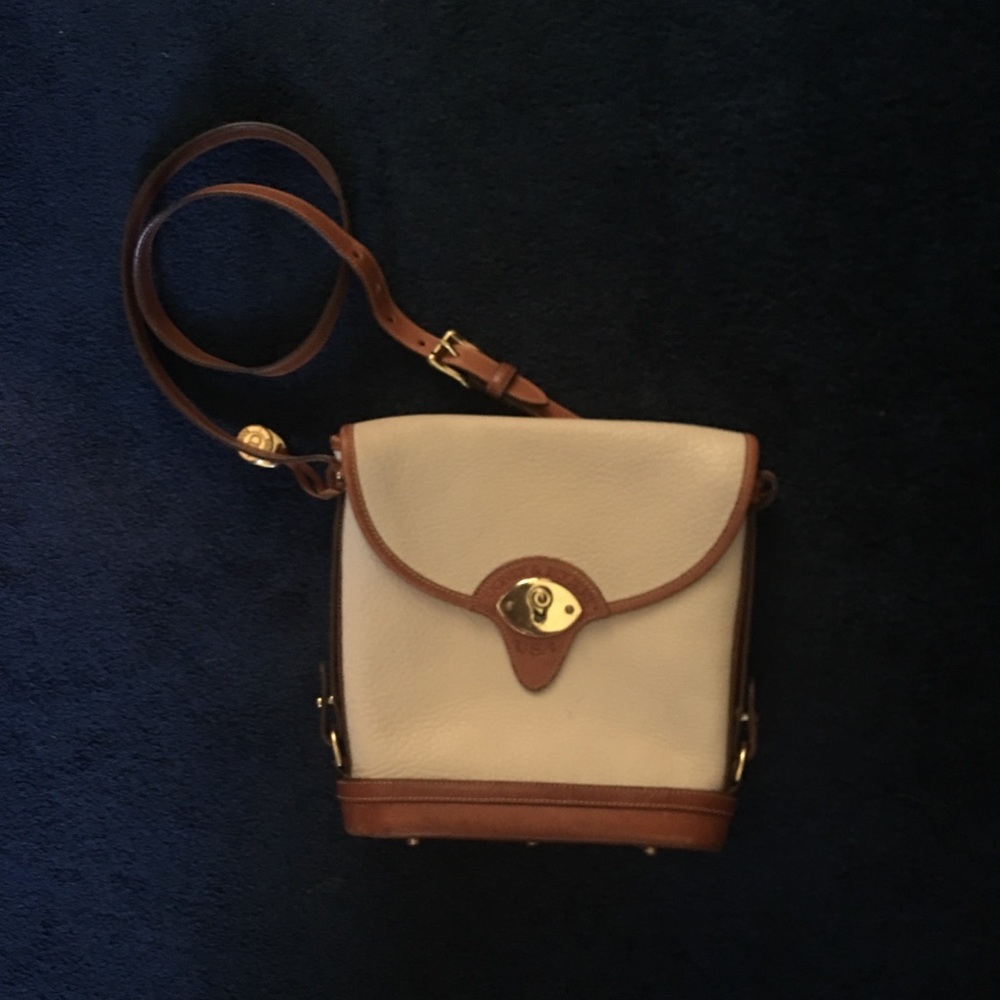 Dooney & Bourke bag